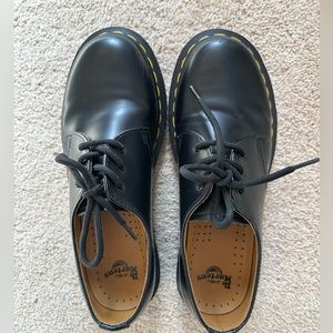 Dr. Martens 1461 Classic Oxford - Women’s